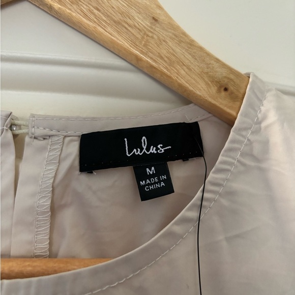 NWT Lulus Coolest Cutie Beige Short Sleeve Drawstring Crop Top - Picture 4 of 10